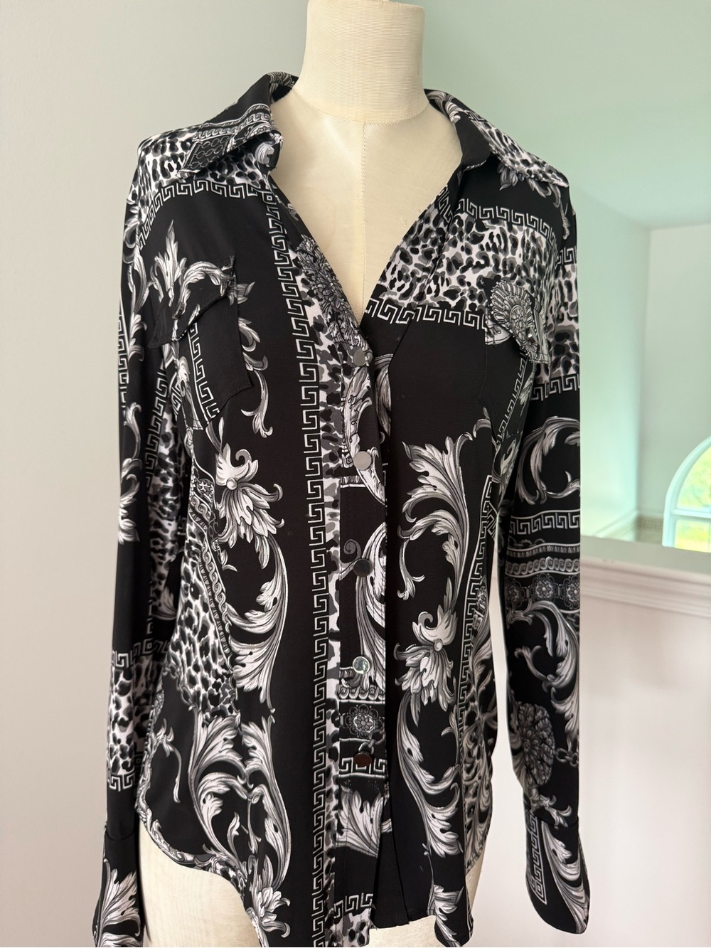 Cache Black and White Baroque Print Button-Up Blouse